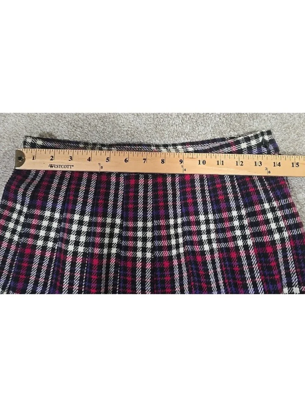Leslie Fay Plaid Pleated Skirt Mid Length Poly Wool Blend USA Made Women's 12